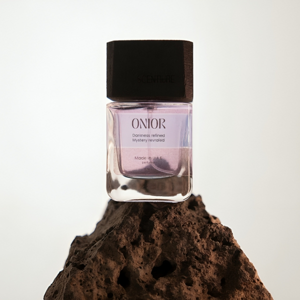 ONIOR – Dark Elegance Unveiled